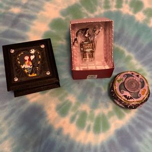 NBC lot- 2 jewelry boxes and a hallmark ornament #149
